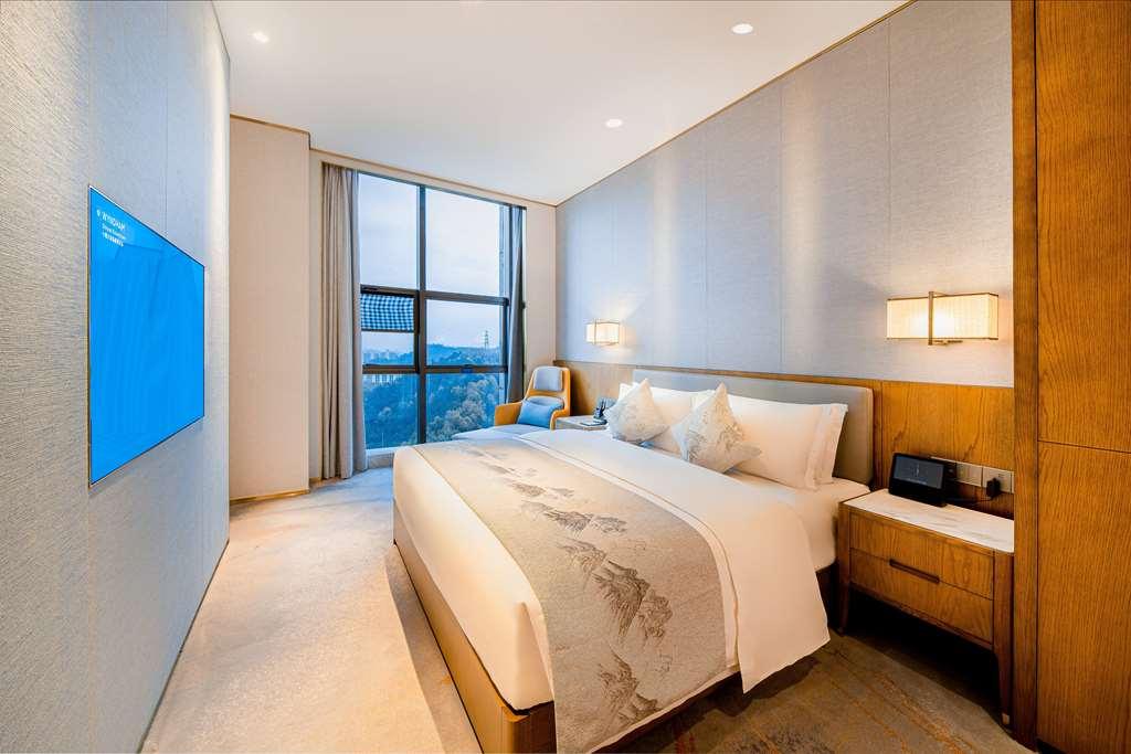 Wyndham Shiyan Downtown Hotel Ruang foto