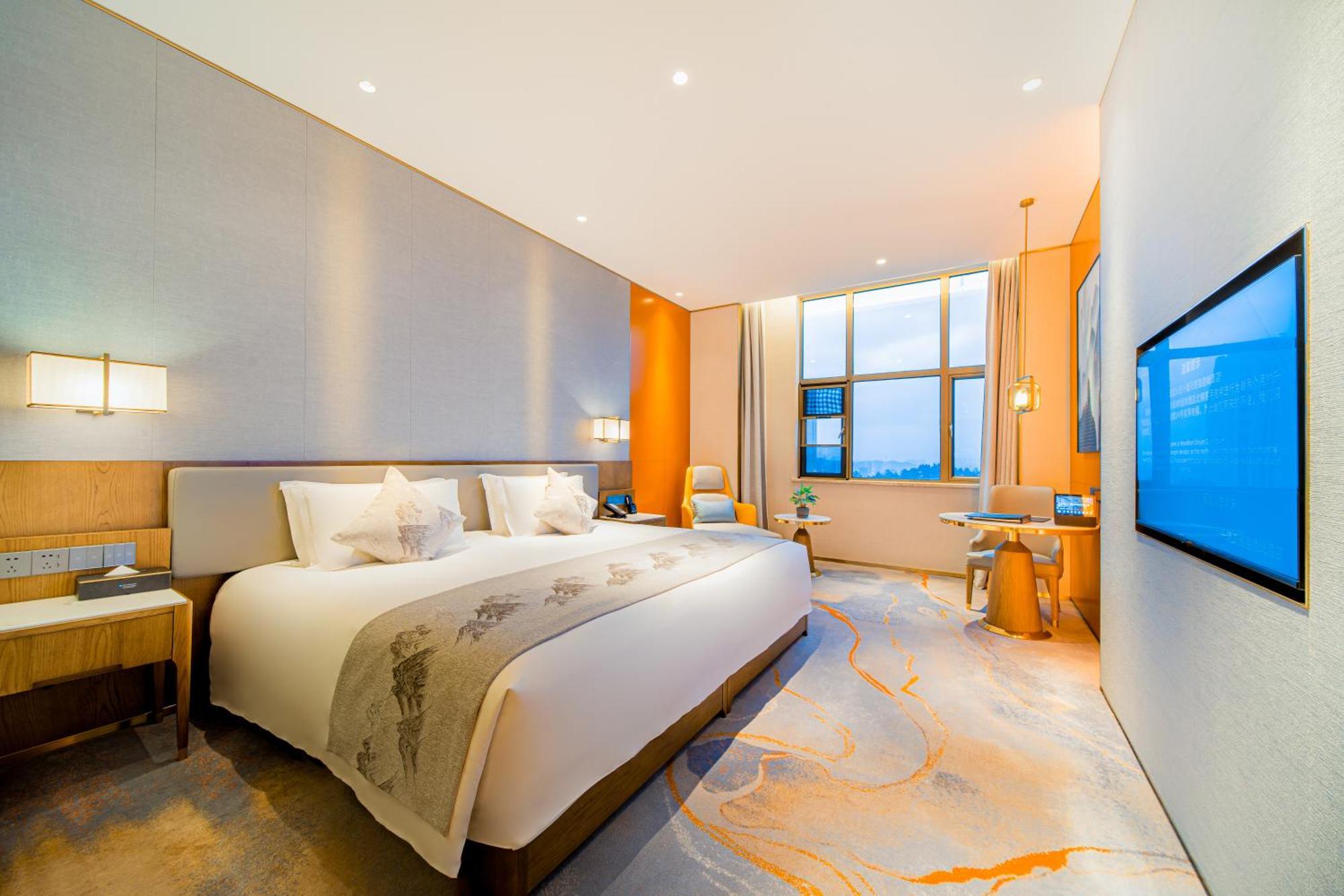 Wyndham Shiyan Downtown Hotel Bagian luar foto